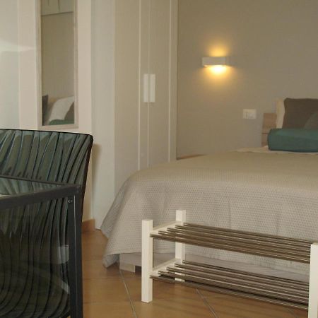 Bed&Bed Tommaso Fazzello Only Rooms Taormina Buitenkant foto